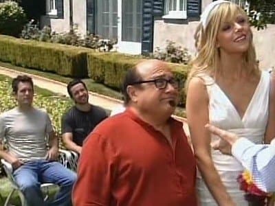 Dennis i Mama Dee Nie Żyją